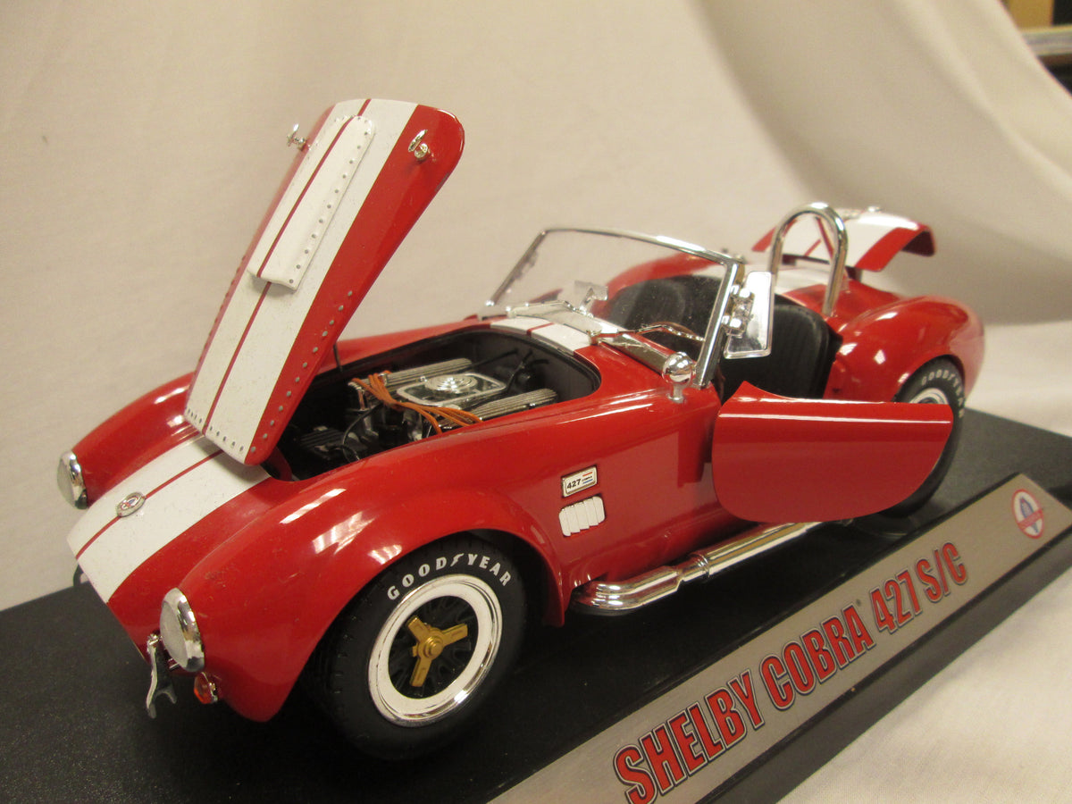 1:18 Shelby Cobra 427 S/C – Carroll Shelby Engine Company 1:18 Shelby Cobra 427 S/C – Carroll Shelby Engine Company